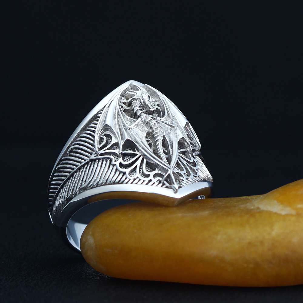 Flying Dragon Signet Vinking D - đánh giá và giá Mens Signet Ring