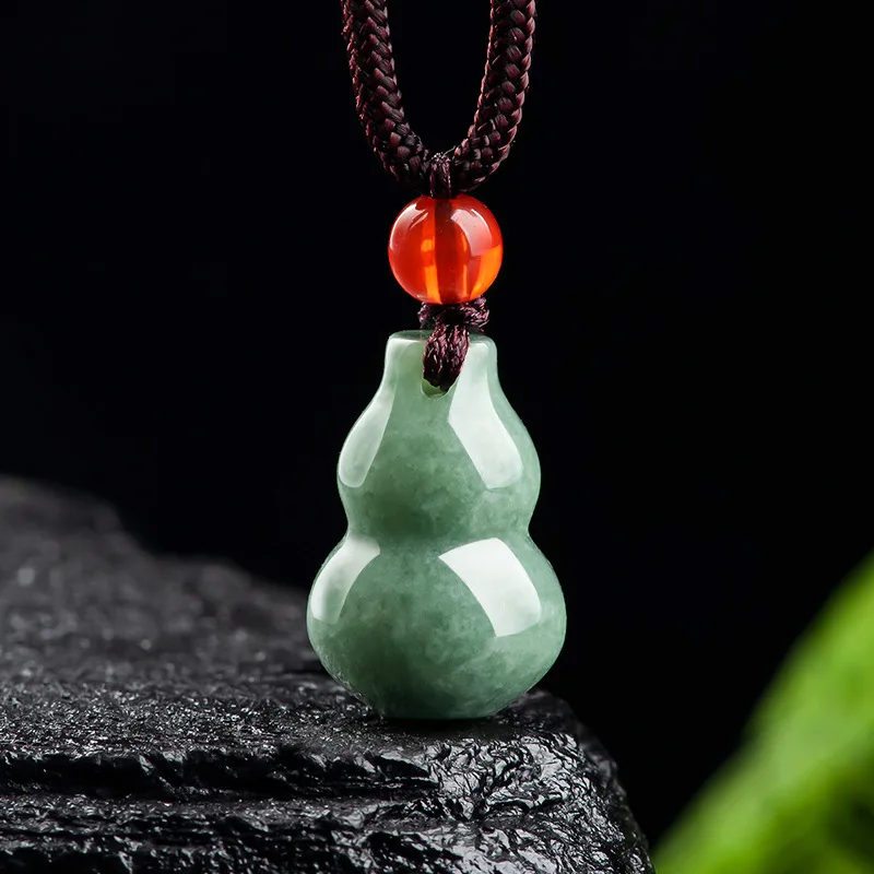 Burmese Jade Gourd Pendant Gif - đánh giá và giá Luxury Gifts Jewelry & Watches Namfleg Mostar