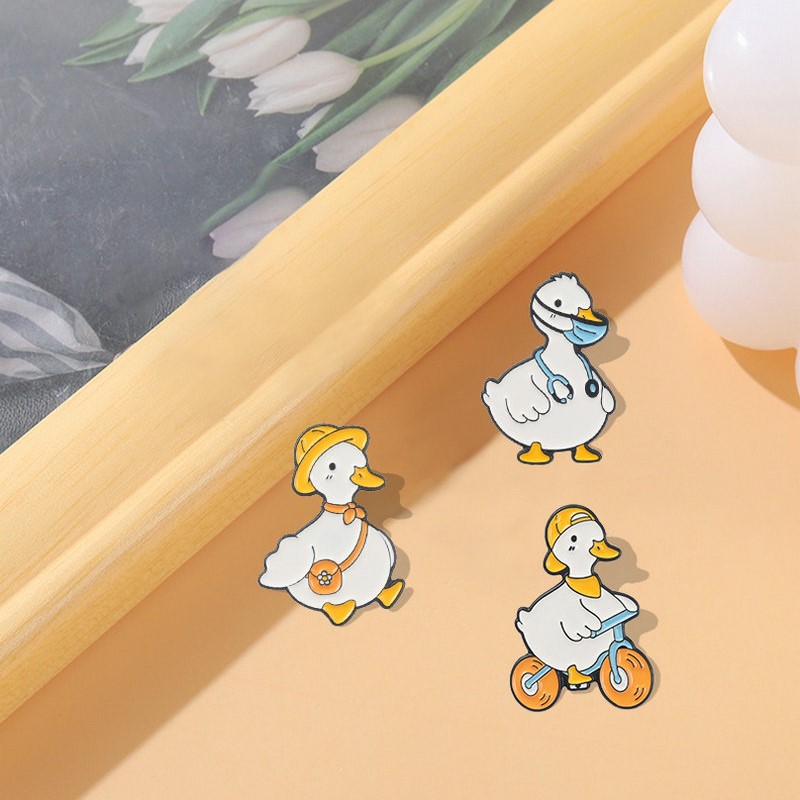 Lovely Animal Enamel Pin Custo - đánh giá và giá Shop Jewelry & Watches Near Me
