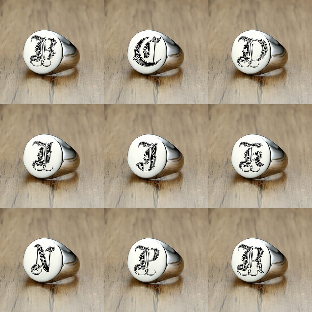 Vnox Stylish Pattern Font Init - đánh giá và giá Mens Signet Ring